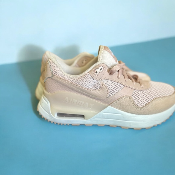 Nike Air 💲 - Picture 2 of 4